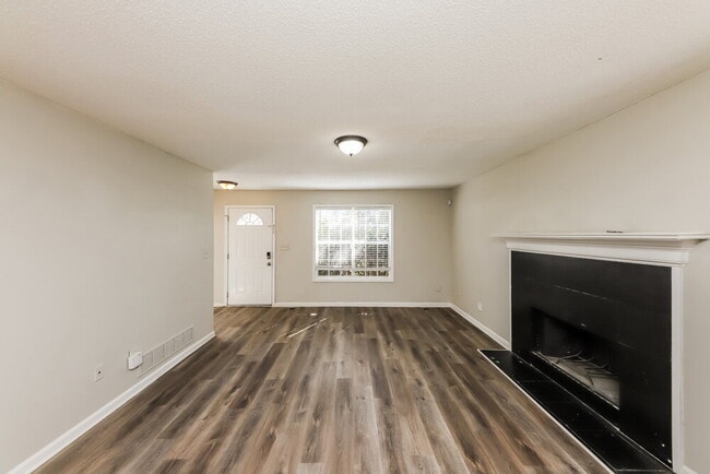 Photo - 7285 Hunters Ridge Dr