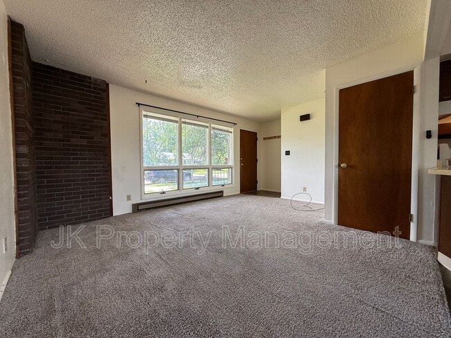 Photo - 919 1st Ave SW Unit #02