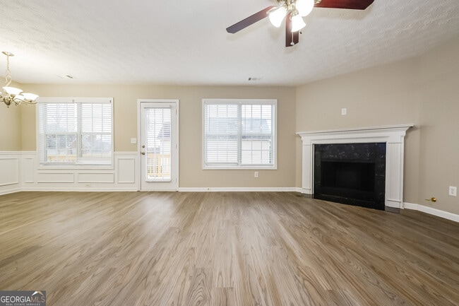 Photo - 628 Shadow Lake Dr