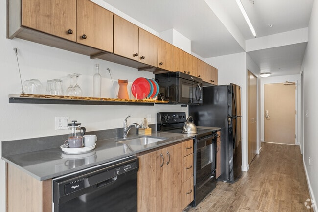 1BR, 1BA - 495SF - Kitchen