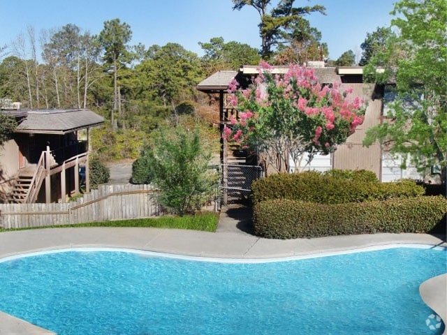 Piscina - Tanglewood Apartments