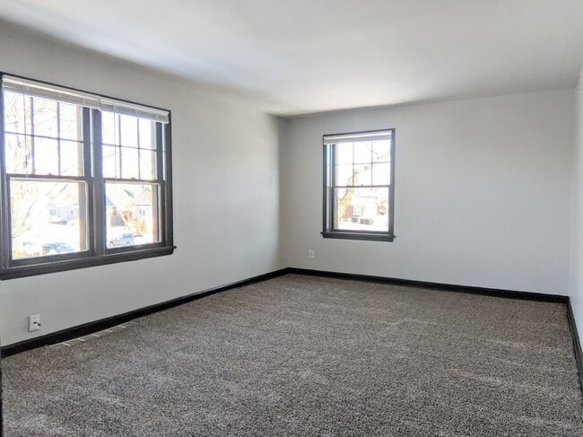 Photo - Hanscom Park Duplex Unidad 2