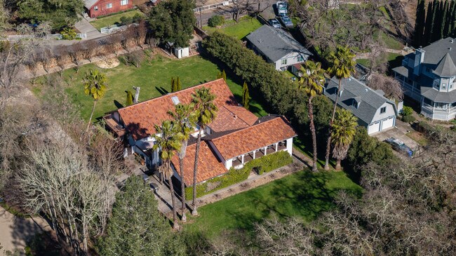 Photo - 474 Glass Mountain Rd