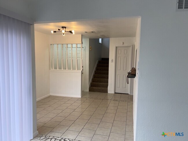 Photo - 1218 Westway Cir