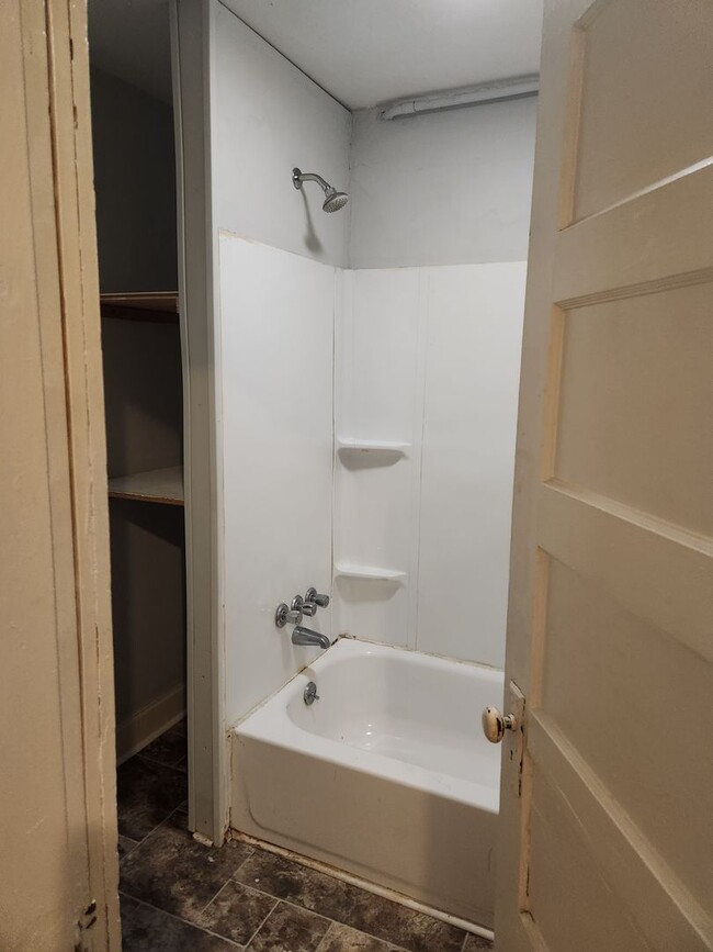 Photo - 103 E Cherry St Unidad B