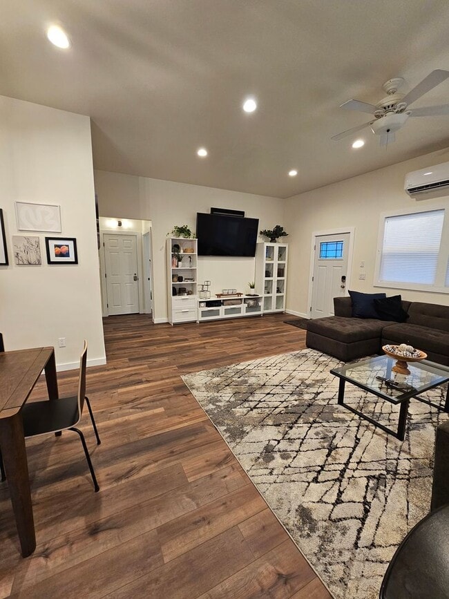 Photo - Furnished  3 bedroom in Mount Vernon for S...