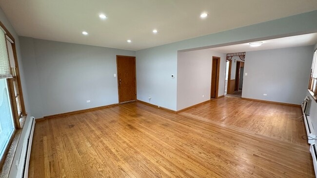 Photo - 5128 N Long Ave Unit 1