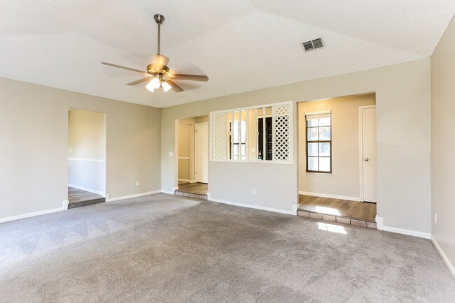 Photo - 8539 Echoridge Ct