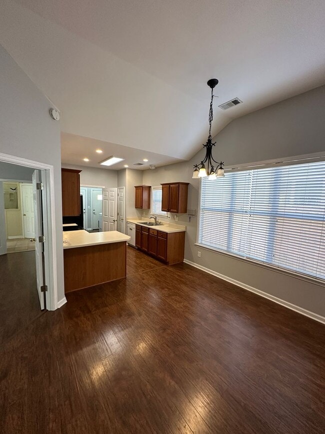 Photo - 1/2 OFF FIRST FULL MONTH'S RENT! 3 BR/ 2 B...