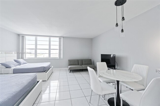 Photo - 100 Lincoln Rd Unit 1016