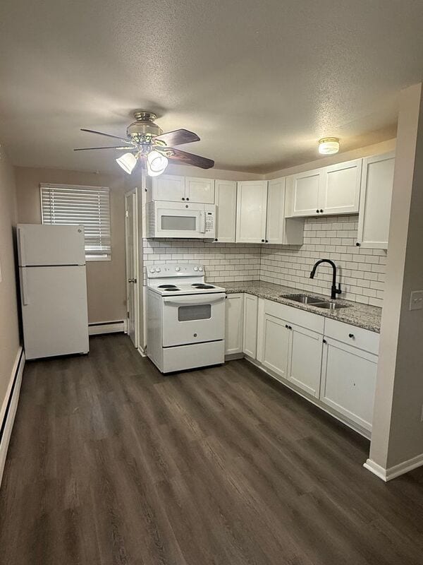 Building Photo - 4200 Lake Breeze Ave N Unit 1