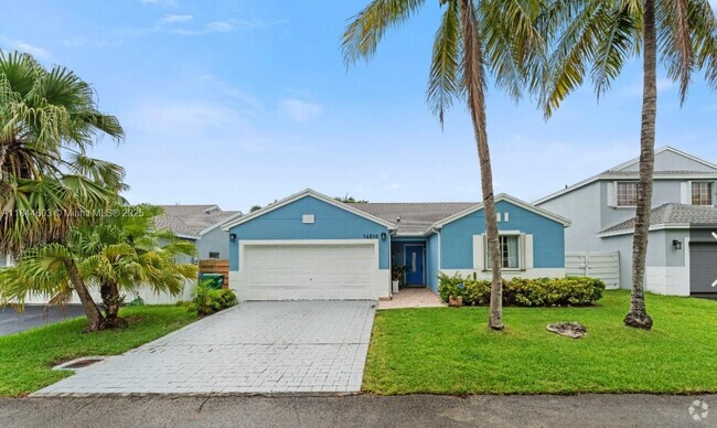 Building Photo - 14610 SW 145th Pl Rental