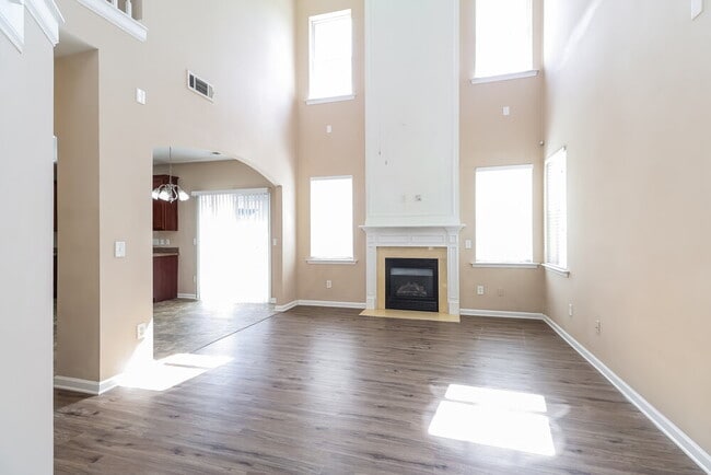 Photo - 939 Old Forester Ln