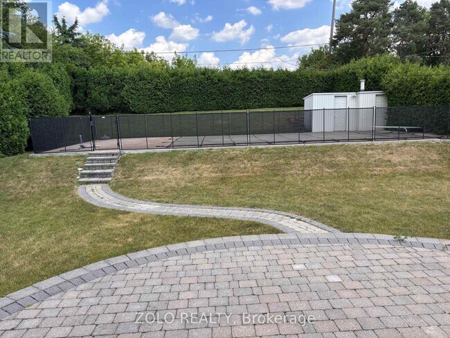 Photo - 74 Ladyslipper Ct