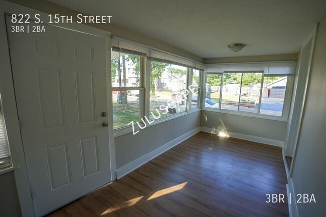 Photo - 822 S 15th St