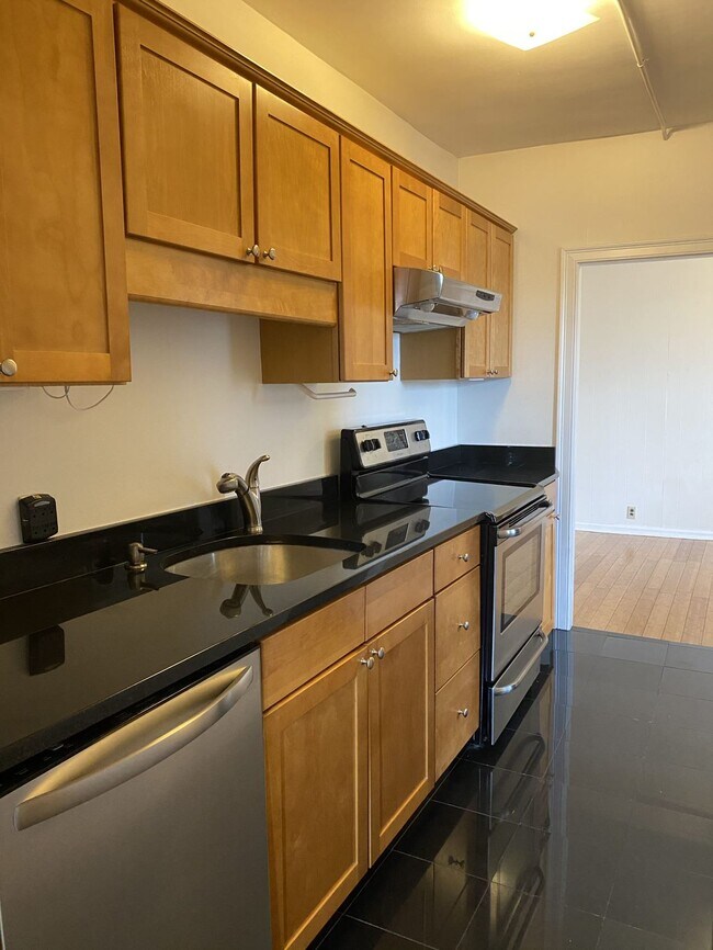 Photo - 302 Benefit st/Luxury Residences for Lease