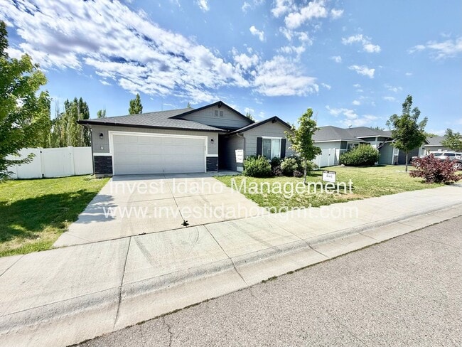 Building Photo - Spacious 4 Bed 2 Bath Home in Kuna