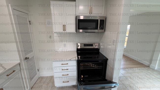 Photo - 305 N Oak Cliff Blvd