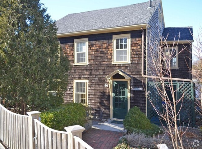 Building Photo - Waterfront Winter Rental: River Watch