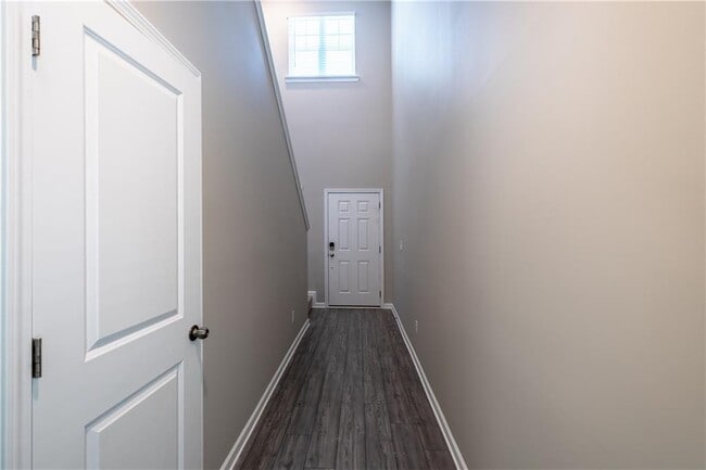 Photo - 2088 Nuthatch Dr