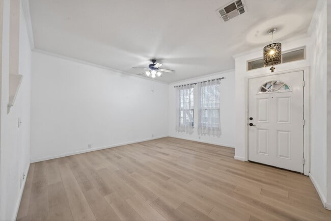 Photo - 2642 Grayson Way