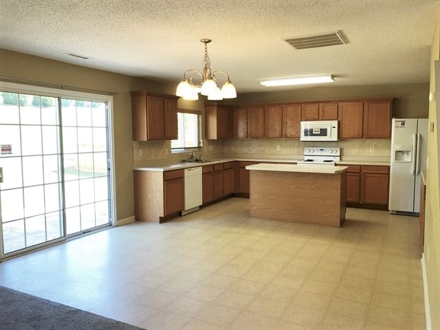 Photo - 338 Averasboro Dr