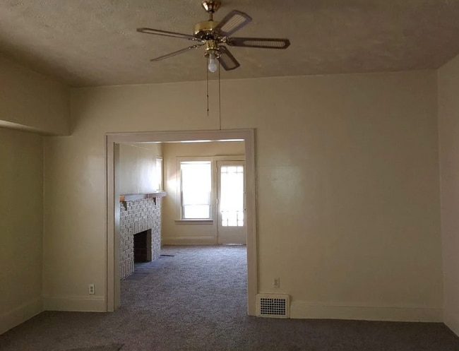 Photo - 3706 E 131st St Unit 2