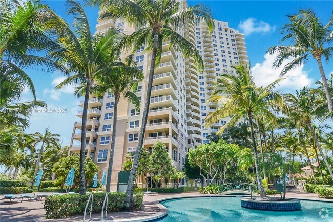 Building Photo - 19501 W Country Club Dr Unit 2412 Rental