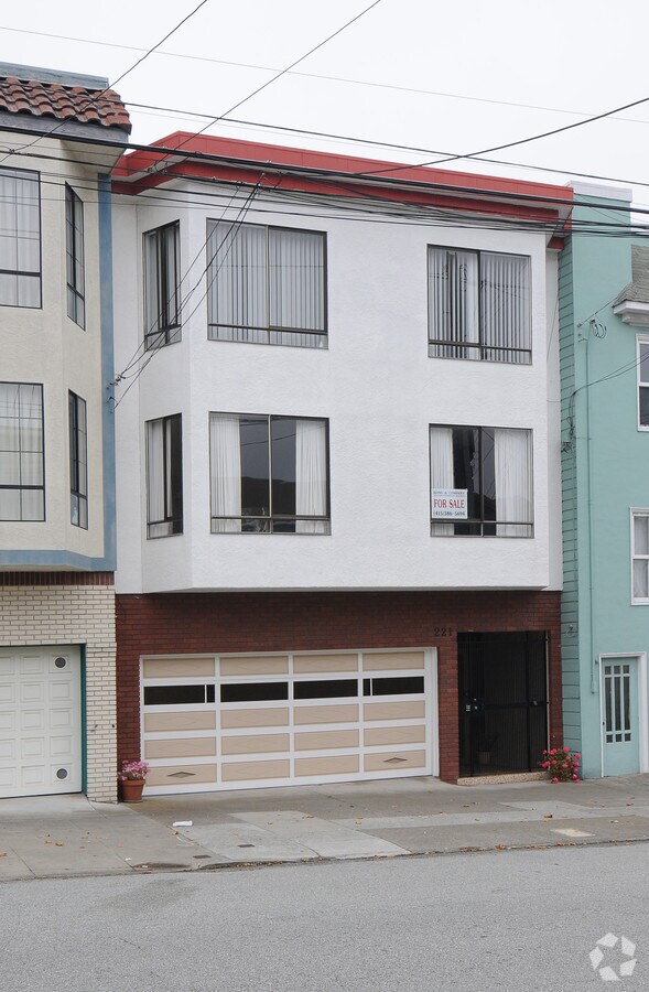 Photo - 221 19th Ave