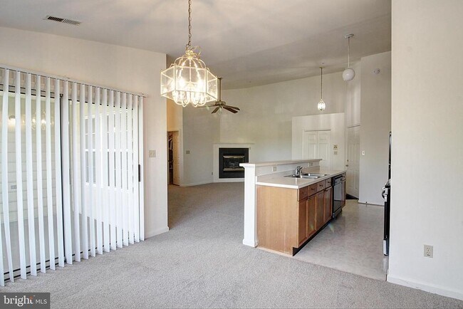 Photo - 2402 Ellsworth Way Unit 3C