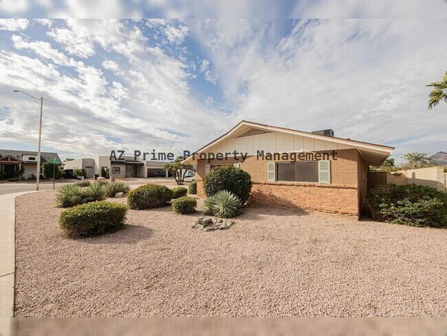 Photo - 4704 N 83rd St