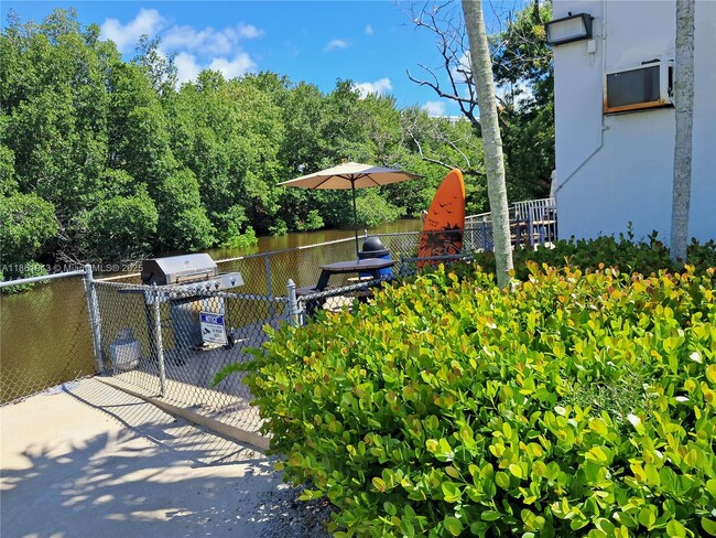Photo - 13025 Emerald Dr Unit 255