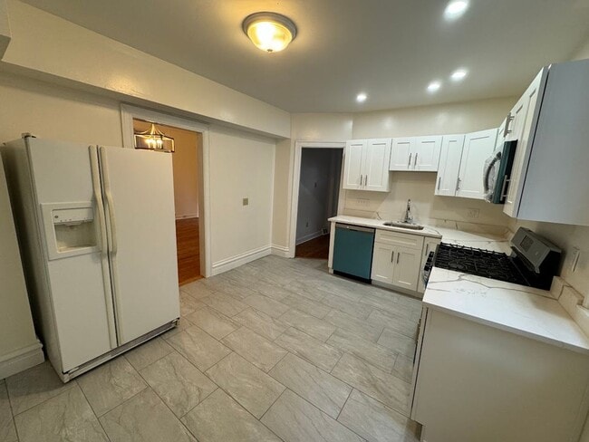 Photo - Incredible Shadyside Home!