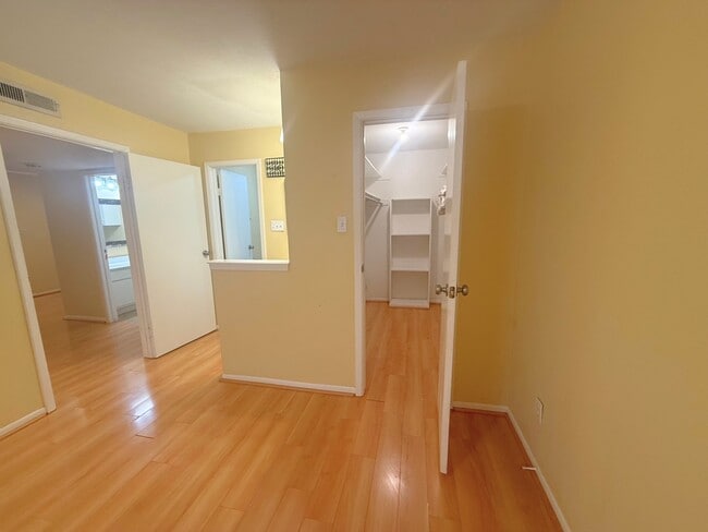 Building Photo - 1900 Bay Area Blvd Unit N237 Rental