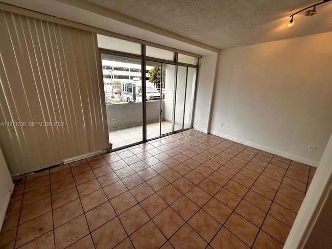 Photo - 7545 E Treasure Dr Unidad 1A