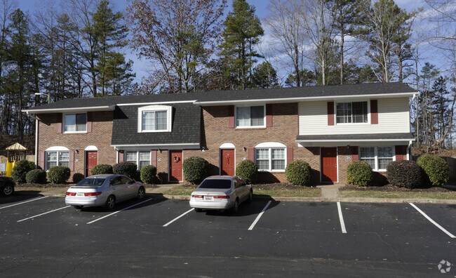 Peachtree Apartments - Peachtree Apartments