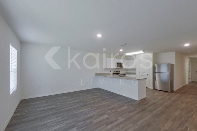 Photo - 150 Snedeker St