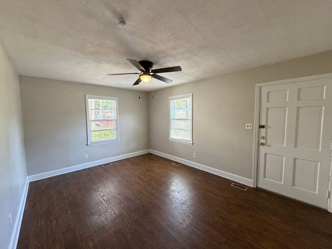 806 Rodie Ave Unidad Rodie Avenue 806- Unit B