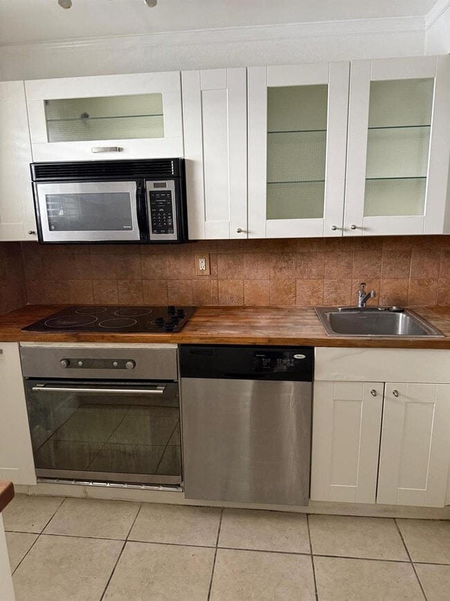 Photo - 4255 N University Dr Condo Unit 207