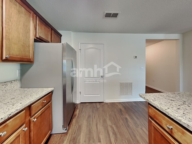 Photo - 2066 Tyson Lake Dr