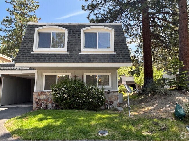 Building Photo - 2 bedroom Lake Tahoe townhome!
