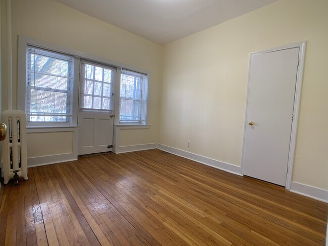 Building Photo - 80 Gordon St Unit 3