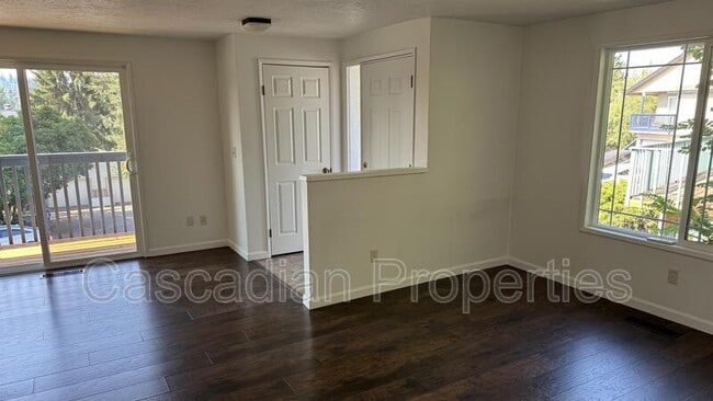 Photo - 1565 Fircrest Ct SE