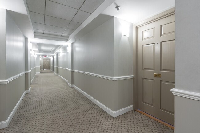 Photo - 701 Pennsylvania Ave NW Unit 1105