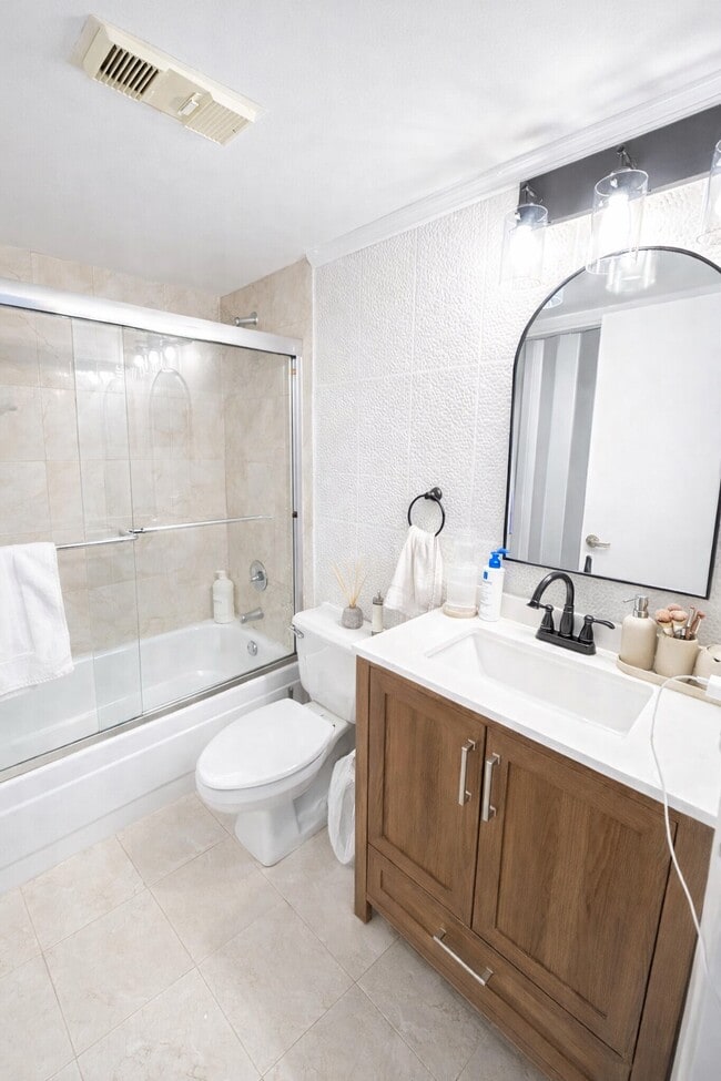 Photo - 540 Brickell Key Dr Unit 1721