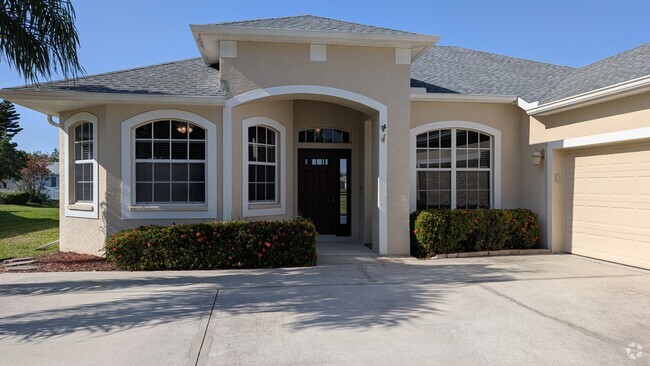 Front - 12424 25th Ct E Rental