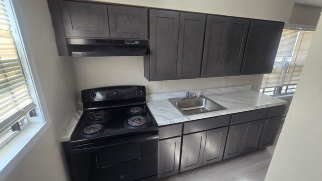 Photo - 414 S 6th St Unit 1B