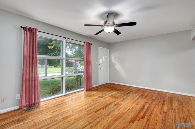 Photo - 2906 Morgan St SW