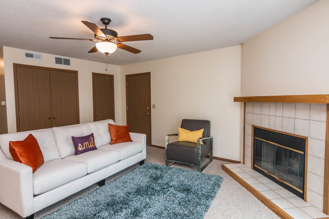 Building Photo - Oakhill Estates Rental