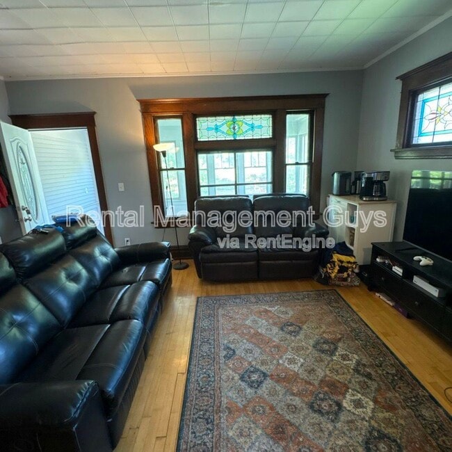 Building Photo - 1140 Dayton Ave Rental